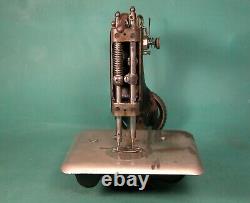 Singer 24-3 Sewing Machine Industrial Domestic Silky Smooth Operation