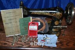 Singer 27 Vs2 Fiddle Base Long Shuttle Treadle Sewing Machine Serviced 1889