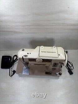 Singer 401a Sewing Machine with Pedal Great for quilting! Vintage Tested