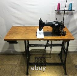 Singer 95k40 Antique Lockstitch Industrial Sewing Machine