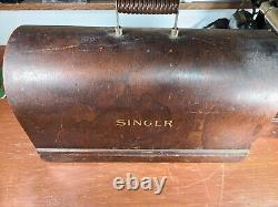 Singer 99-13 1925 Antique Sewing Machine with Case, Book, Extra Parts, Foot Lever