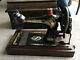 Singer Antique 1913 Hand Crank Sewing Machine With Wooden Case
