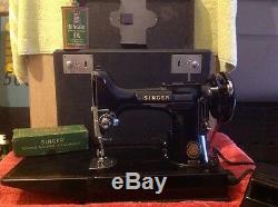 Singer Antique Sewing Machine, 1940