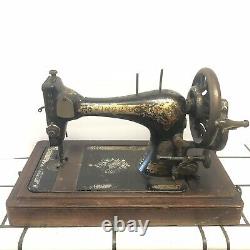 Singer Antique Sewing Machine Coffin Case Hand Crank 1896