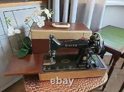 Singer Class 99k Vintage Antique Sewing Machine with Leather covered Carry Case