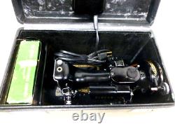 Singer Featherweight 221 Sewing Machine 1957 Am700098 Super Nice-works Great