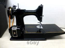 Singer Featherweight 221 Sewing Machine 1957 Am700098 Super Nice-works Great