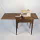 Singer Futura Model 900 Sewing Machine With Pedal & Desk Vintage