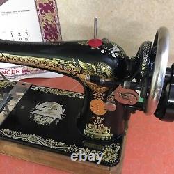 Singer Hand Crank Sewing Machine 27 Sphinx JA540697 Sturdy SINGER Hand Crank