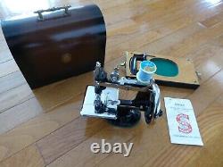 Singer K-20 20 Mint Vintage Antique Mini Toy Sewing Machine with Dome Case