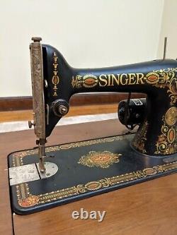 Singer Model 66 Sewing Machine with Pedal & Cabinet 1923 VINTAGE WORKS SEE DESC