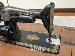 Singer Model 66 Sewing Machine with Pedal & Cabinet 1923 VINTAGE WORKS SEE DESC