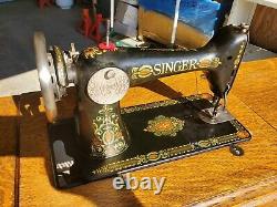 Singer Model 66 Treadle Sewing Machine Mfg. 1912