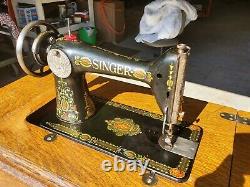 Singer Model 66 Treadle Sewing Machine Mfg. 1912