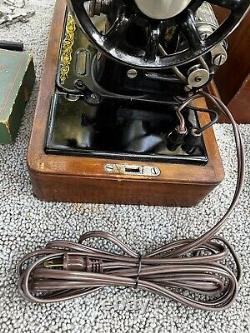 Singer Model 99 3/4 Size Sewing Machine withKnee Bar/Bentwood Box/New Electric