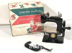 Singer Sewhandy Vintage Blk Model 20 Childs Sewing Machine Made In Great Britain