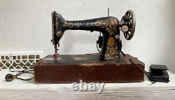 Singer Sewing Machine AG859819 Red Eye Early 1900's 66 was treadle