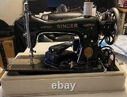 Singer Sewing Machine Black 1900s Vtg. Antique Display Serial AJ460942