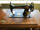Singer Sewing Machine Model 27 Sphinx 1905 B1224717 In Cabinet Nice Condition