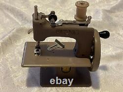 Singer Sewing Machine Salesman Sample Singer Manfg. Co USA