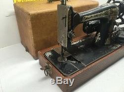 Singer Sewing Machine Serial #14977504 Vtg Made In USA Works! Rare Wow Model 20