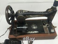 Singer Sewing Machine Serial #14977504 Vtg Made In USA Works! Rare Wow Model 20