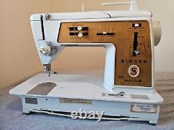 Singer Sewing Maching Golden Touch & Sew Deluxe Zig-Zag Model 620 Runs Untested