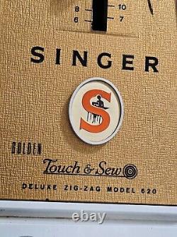 Singer Sewing Maching Golden Touch & Sew Deluxe Zig-Zag Model 620 Runs Untested