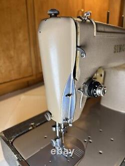 Singer Tan 306W Sewing Machine, Case, Manual, Bobbins, New Needles, 1954 Tested