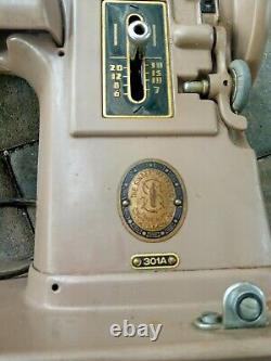 Singer Vintage Antique Tan Sewing Machine Collectible 301A, Amazing
