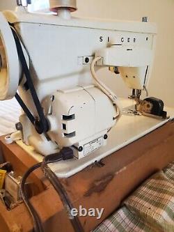 Singer Vintage metal sewing machine 239 leather lace+zigzagger blind stitch+++