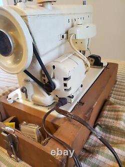 Singer Vintage metal sewing machine 239 leather lace+zigzagger blind stitch+++