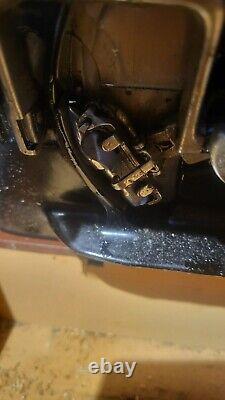 Singer sewing machine Vintage 1918 Working Condition With Case Bullet Shuttle