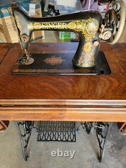 Singer sewing machine antique
