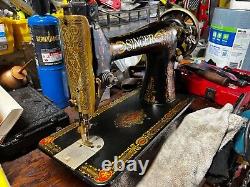 Singer sewing machine vintage antique