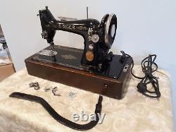 Superb Antique 1927 Singer Sewing Machine Model 99k Case Fully Tested