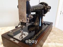 Superb Antique 1927 Singer Sewing Machine Model 99k Case Fully Tested