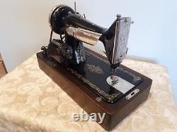 Superb Antique 1927 Singer Sewing Machine Model 99k Case Fully Tested