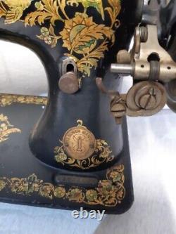 Unrestored 1903 Singer 15 with rare Pheasant decal sewing machine