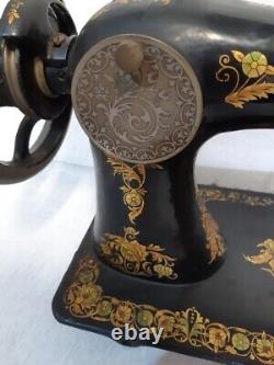 Unrestored 1903 Singer 15 with rare Pheasant decal sewing machine