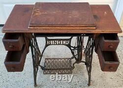 VC Antique 1920 Model 15 Manual Pedal Singer Sewing Machine Cast Iron Table