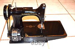 VERY CLEAN SINGER FEATHERWEIGHT 221 SEWING MACHINE CASE & EXTRAS April 20, 1948