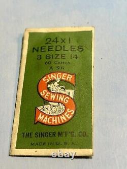 VINTAGE 1926 Singer Childs Sewing Machine MODEL 20 Original Box Clamp & Needles