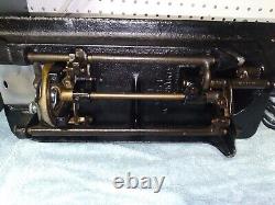 VINTAGE SINGER 15-91 CENTENNIAL SEWING MACHINE cleaned and tested