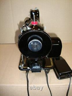 VINTAGE SINGER SEWING MACHINE Model 201-2, SERVICED, #AJ440957