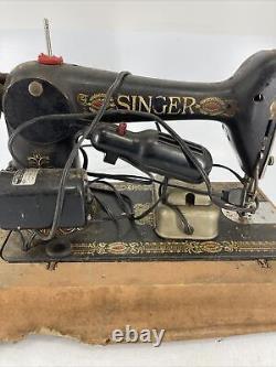 VINTAGE Singer Model 128 Sewing Machine Antique 1925 Motorized Powers On