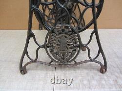 VTG ANTIQUE PRE 1920s SINGER TREADLE SEWING MACHINE CAST IRON TABLE BASE LEGS