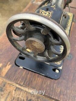 Vintage 1900's Singer Sewing Machine In Table Stand, Antique And On Sale