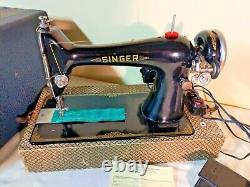 Vintage 1909 SINGER Model 66 #D1351276 Sewing Machine in Case CLEAN & SERVICED