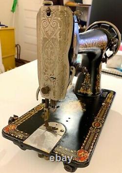 Vintage 1911 Singer Sewing Machine #g9649947 Gorgeous